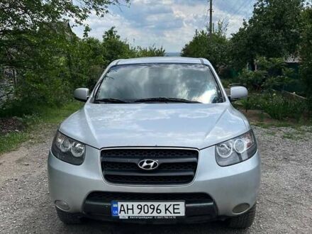Хендай Санта Фе 2008 у Краматорске на Automoto.ua Сірий Хендай Санта Фе, об'ємом двигуна 2.66 л та пробігом 202 тис. км за 7800 $, фото 1 на Automoto.ua