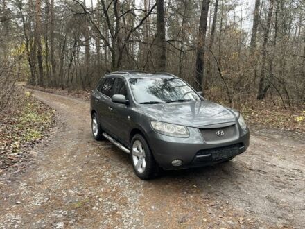 Сірий Хендай Санта Фе, об'ємом двигуна 2.2 л та пробігом 200 тис. км за 5500 $, фото 1 на Automoto.ua