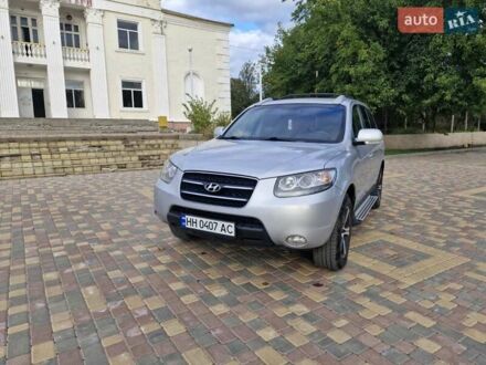 Хендай Санта Фе 2008 в Белгород-Днестровском на Automoto.ua Серый Хендай Санта Фе, объемом двигателя 2.19 л и пробегом 267 тыс. км за 9600 $, фото 1 на Automoto.ua