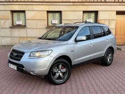 Серый Хендай Санта Фе, объемом двигателя 2.2 л и пробегом 259 тыс. км за 2500 $, фото 1 на Automoto.ua