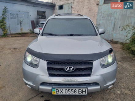 Хендай Санта Фе 2008 в Хмельницком на Automoto.ua Серый Хендай Санта Фе, объемом двигателя 2.2 л и пробегом 255 тыс. км за 10500 $, фото 1 на Automoto.ua