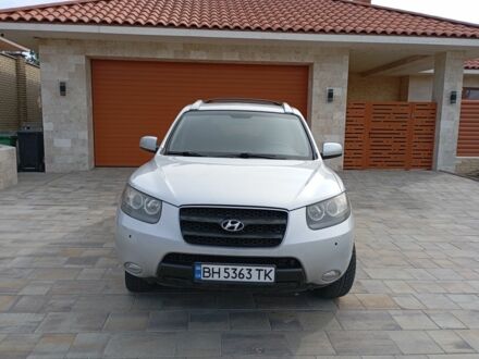 Серый Хендай Санта Фе, объемом двигателя 2.2 л и пробегом 190 тыс. км за 10500 $, фото 1 на Automoto.ua