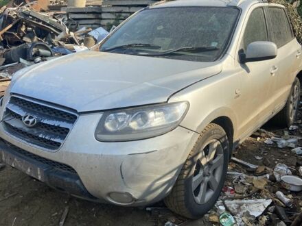 Хендай Санта Фе 2008 у Вінниці на Automoto.ua Сірий Хендай Санта Фе, об'ємом двигуна 2.7 л та пробігом 250 тис. км за 1500 $, фото 1 на Automoto.ua