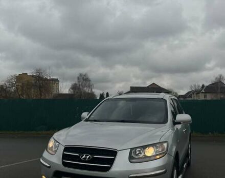Сірий Хендай Санта Фе, об'ємом двигуна 2.19 л та пробігом 250 тис. км за 10499 $, фото 1 на Automoto.ua