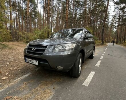 Серый Хендай Санта Фе, объемом двигателя 2.2 л и пробегом 160 тыс. км за 8600 $, фото 1 на Automoto.ua