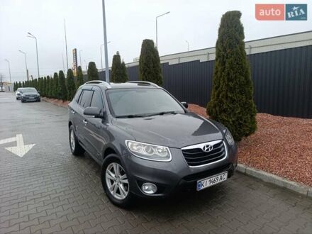 Серый Хендай Санта Фе, объемом двигателя 2.2 л и пробегом 209 тыс. км за 11900 $, фото 1 на Automoto.ua