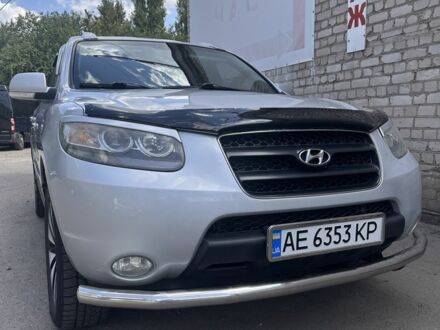 Хендай Санта Фе 2009 в Кривом Роге на Automoto.ua Серый Хендай Санта Фе, объемом двигателя 2.7 л и пробегом 244 тыс. км за 10300 $, фото 1 на Automoto.ua