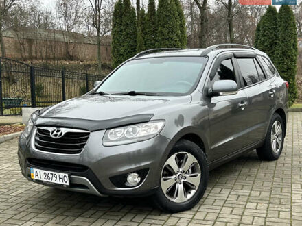 Серый Хендай Санта Фе, объемом двигателя 2.2 л и пробегом 197 тыс. км за 12900 $, фото 1 на Automoto.ua