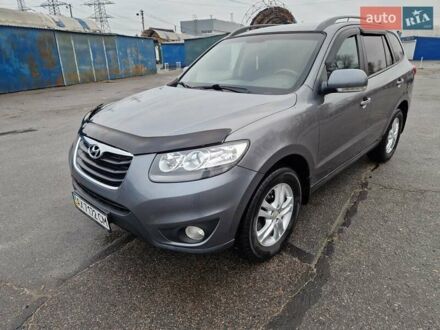 Серый Хендай Санта Фе, объемом двигателя 2.2 л и пробегом 165 тыс. км за 12500 $, фото 1 на Automoto.ua