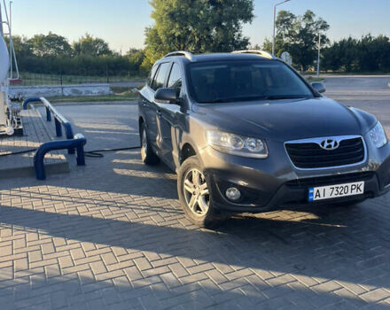 Сірий Хендай Санта Фе, об'ємом двигуна 2.36 л та пробігом 326 тис. км за 11999 $, фото 1 на Automoto.ua
