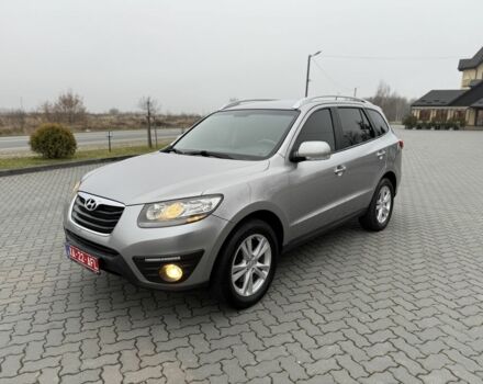 Сірий Хендай Санта Фе, об'ємом двигуна 2.2 л та пробігом 236 тис. км за 12600 $, фото 1 на Automoto.ua