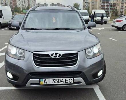 Хендай Санта Фе 2011 у Києві на Automoto.ua Сірий Хендай Санта Фе, об'ємом двигуна 2.2 л та пробігом 308 тис. км за 12200 $, фото 1 на Automoto.ua