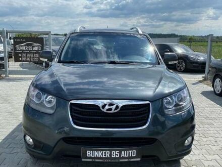 Хендай Санта Фе 2011 в Черновцах на Automoto.ua Серый Хендай Санта Фе, объемом двигателя 2.2 л и пробегом 250 тыс. км за 11679 $, фото 1 на Automoto.ua