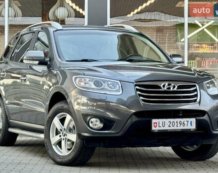 Сірий Хендай Санта Фе, об'ємом двигуна 2.2 л та пробігом 177 тис. км за 13999 $, фото 1 на Automoto.ua
