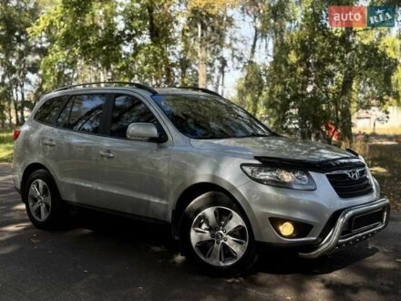 Сірий Хендай Санта Фе, об'ємом двигуна 2.2 л та пробігом 179 тис. км за 11970 $, фото 1 на Automoto.ua