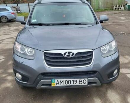 Сірий Хендай Санта Фе, об'ємом двигуна 2.2 л та пробігом 232 тис. км за 13500 $, фото 1 на Automoto.ua