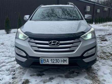 Серый Хендай Санта Фе, объемом двигателя 2.2 л и пробегом 240 тыс. км за 15500 $, фото 1 на Automoto.ua