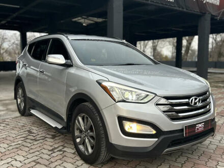Серый Хендай Санта Фе, объемом двигателя 2 л и пробегом 212 тыс. км за 11500 $, фото 1 на Automoto.ua