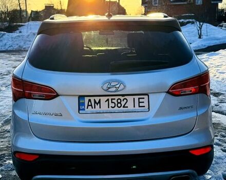 Серый Хендай Санта Фе, объемом двигателя 2.4 л и пробегом 19100 тыс. км за 12500 $, фото 1 на Automoto.ua