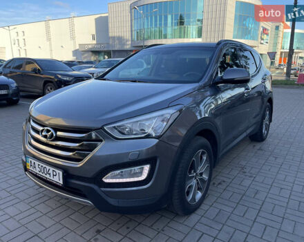 Серый Хендай Санта Фе, объемом двигателя 2.2 л и пробегом 203 тыс. км за 16500 $, фото 1 на Automoto.ua