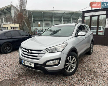 Серый Хендай Санта Фе, объемом двигателя 2 л и пробегом 247 тыс. км за 16500 $, фото 1 на Automoto.ua