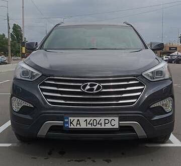 Серый Хендай Санта Фе, объемом двигателя 2.36 л и пробегом 141 тыс. км за 15000 $, фото 1 на Automoto.ua