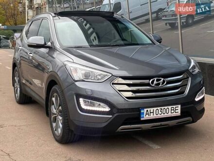 Серый Хендай Санта Фе, объемом двигателя 2.2 л и пробегом 141 тыс. км за 19900 $, фото 1 на Automoto.ua
