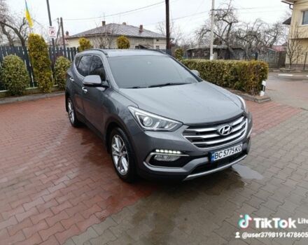 Сірий Хендай Санта Фе, об'ємом двигуна 2 л та пробігом 280 тис. км за 19300 $, фото 1 на Automoto.ua