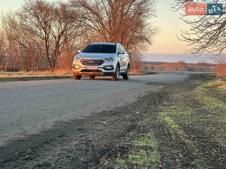 Серый Хендай Санта Фе, объемом двигателя 2.4 л и пробегом 160 тыс. км за 15500 $, фото 1 на Automoto.ua