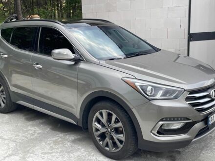 Хендай Санта Фе 2017 в Киеве на Automoto.ua Серый Хендай Санта Фе, объемом двигателя 2 л и пробегом 133 тыс. км за 19000 $, фото 1 на Automoto.ua