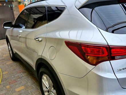 Серый Хендай Санта Фе, объемом двигателя 2 л и пробегом 175 тыс. км за 20000 $, фото 1 на Automoto.ua