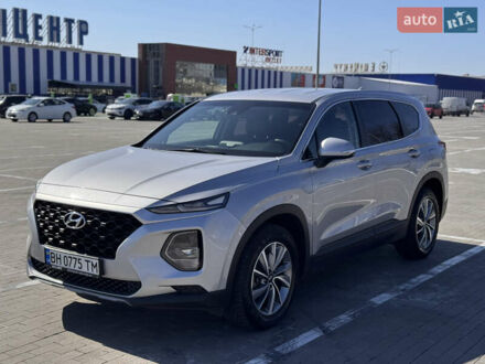 Хендай Санта Фе 2018 в Одессе на Automoto.ua Серый Хендай Санта Фе, объемом двигателя 2 л и пробегом 168 тыс. км за 24800 $, фото 1 на Automoto.ua