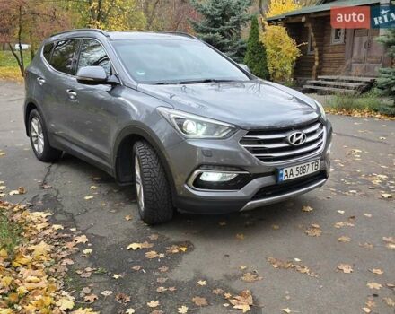 Сірий Хендай Санта Фе, об'ємом двигуна 2.2 л та пробігом 201 тис. км за 21500 $, фото 1 на Automoto.ua