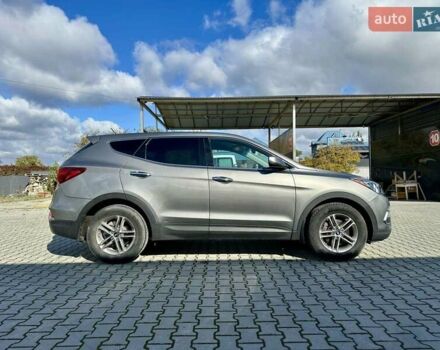 Сірий Хендай Санта Фе, об'ємом двигуна 2.36 л та пробігом 112 тис. км за 14900 $, фото 1 на Automoto.ua