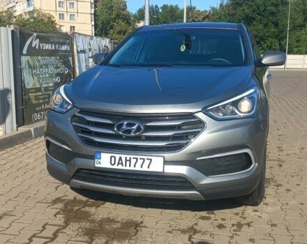 Серый Хендай Санта Фе, объемом двигателя 2.4 л и пробегом 100 тыс. км за 14000 $, фото 1 на Automoto.ua