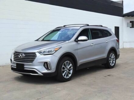 Серый Хендай Санта Фе, объемом двигателя 3.3 л и пробегом 39 тыс. км за 10000 $, фото 1 на Automoto.ua