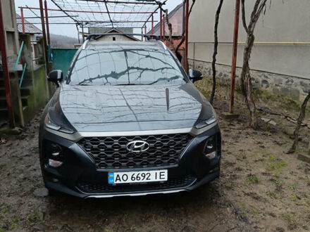Сірий Хендай Санта Фе, об'ємом двигуна 2 л та пробігом 114 тис. км за 52000 $, фото 1 на Automoto.ua