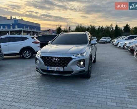 Серый Хендай Санта Фе, объемом двигателя 2 л и пробегом 56 тыс. км за 29500 $, фото 1 на Automoto.ua