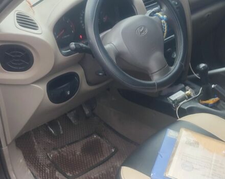 Синий Хендай Санта Фе, объемом двигателя 2 л и пробегом 253 тыс. км за 2952 $, фото 12 на Automoto.ua