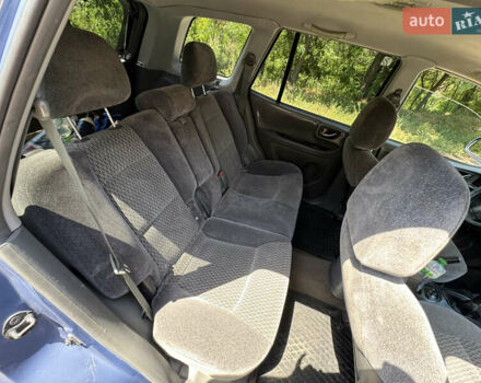 Синий Хендай Санта Фе, объемом двигателя 2 л и пробегом 225 тыс. км за 4800 $, фото 13 на Automoto.ua