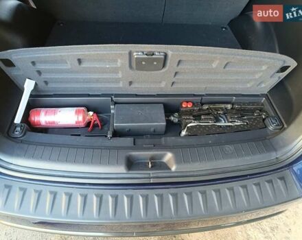 Синий Хендай Санта Фе, объемом двигателя 2.19 л и пробегом 245 тыс. км за 9400 $, фото 11 на Automoto.ua