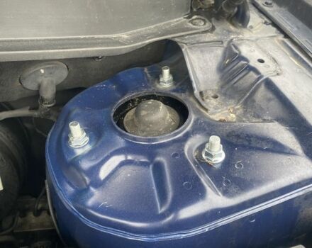 Синий Хендай Санта Фе, объемом двигателя 2.2 л и пробегом 298 тыс. км за 5300 $, фото 13 на Automoto.ua