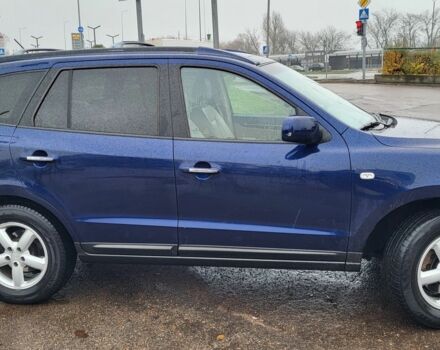 Синий Хендай Санта Фе, объемом двигателя 2.2 л и пробегом 291 тыс. км за 8500 $, фото 3 на Automoto.ua