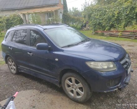 Синий Хендай Санта Фе, объемом двигателя 2.2 л и пробегом 286 тыс. км за 8000 $, фото 7 на Automoto.ua