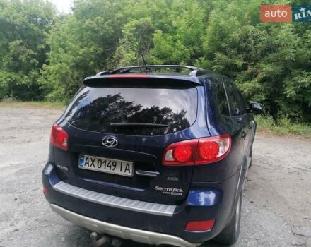 Синий Хендай Санта Фе, объемом двигателя 2.2 л и пробегом 300 тыс. км за 10500 $, фото 29 на Automoto.ua