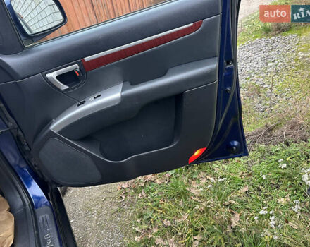 Синій Хендай Санта Фе, об'ємом двигуна 2.2 л та пробігом 255 тис. км за 9999 $, фото 31 на Automoto.ua