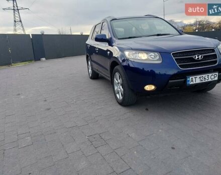 Синий Хендай Санта Фе, объемом двигателя 2.19 л и пробегом 253 тыс. км за 8350 $, фото 7 на Automoto.ua