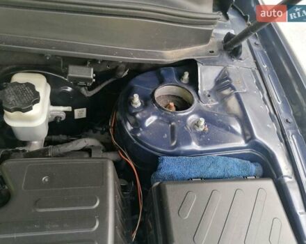 Синий Хендай Санта Фе, объемом двигателя 2.2 л и пробегом 300 тыс. км за 10500 $, фото 11 на Automoto.ua