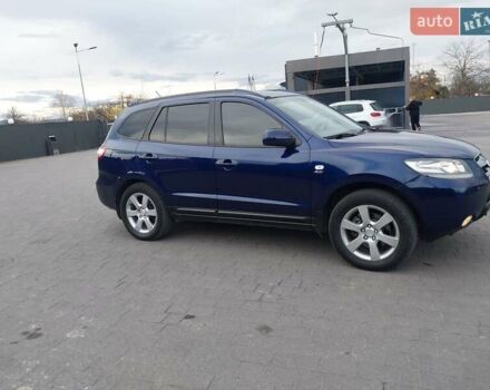 Синий Хендай Санта Фе, объемом двигателя 2.19 л и пробегом 253 тыс. км за 8350 $, фото 4 на Automoto.ua