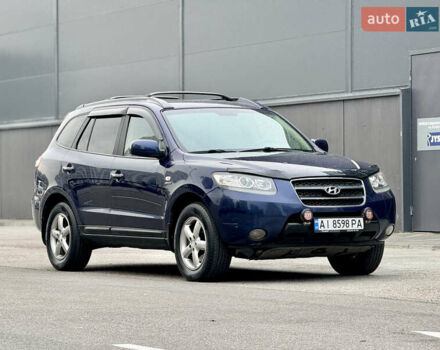 Синий Хендай Санта Фе, объемом двигателя 2.7 л и пробегом 289 тыс. км за 7700 $, фото 4 на Automoto.ua